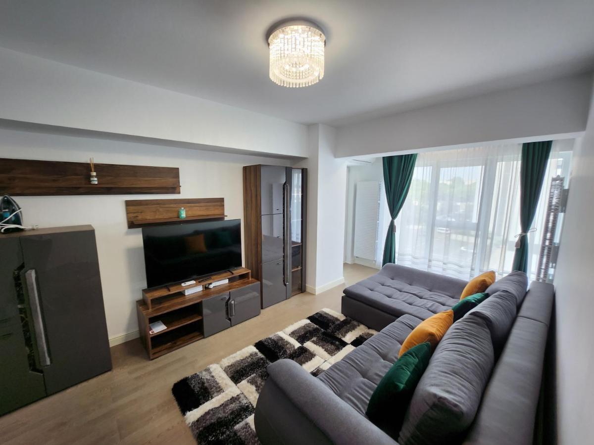 Near Airport 2 Rooms Apartments In Himson Iasi Exterior photo