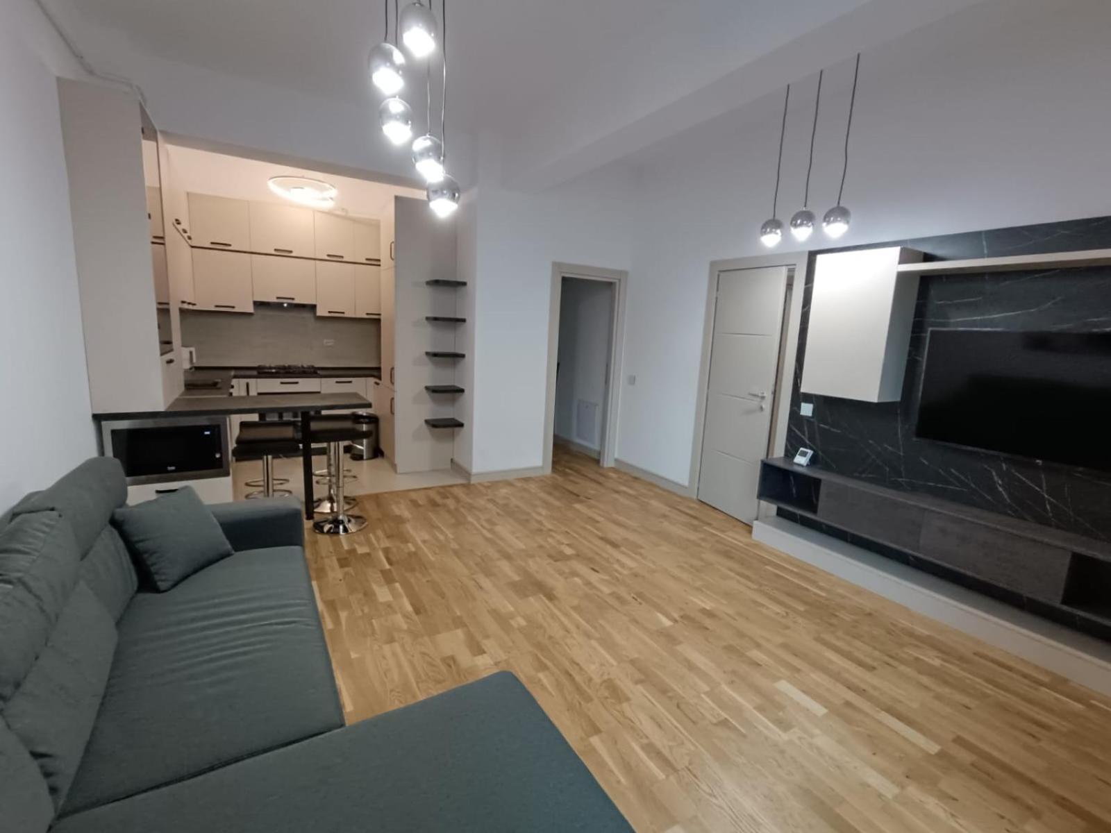 Near Airport 2 Rooms Apartments In Himson Iasi Exterior photo