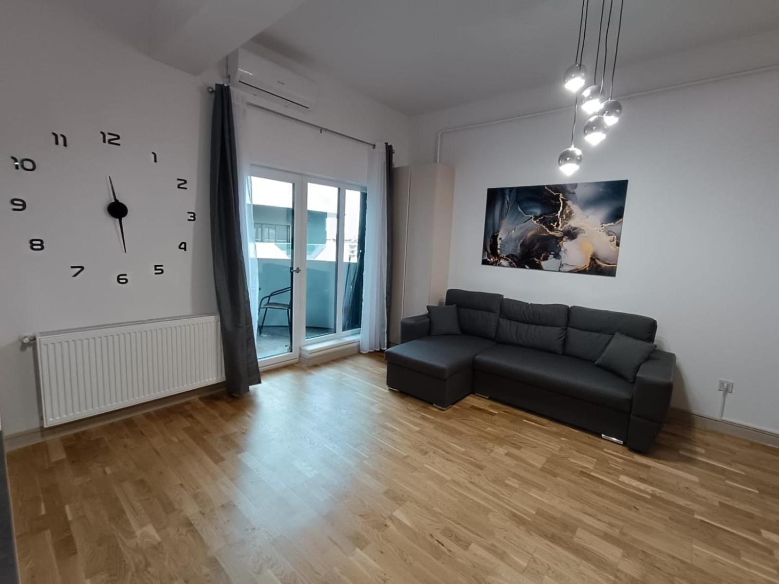 Near Airport 2 Rooms Apartments In Himson Iasi Exterior photo