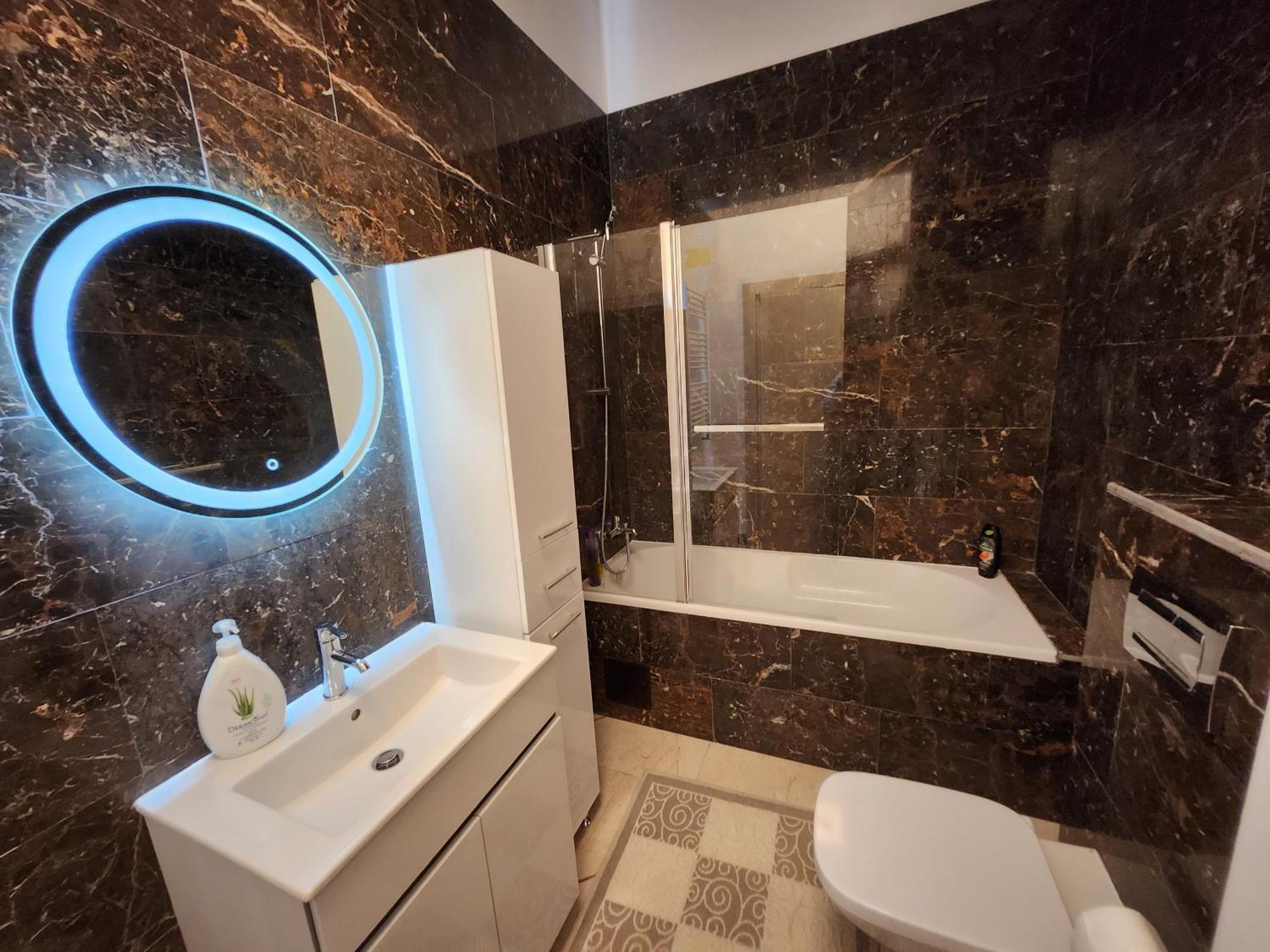 Near Airport 2 Rooms Apartments In Himson Iasi Exterior photo